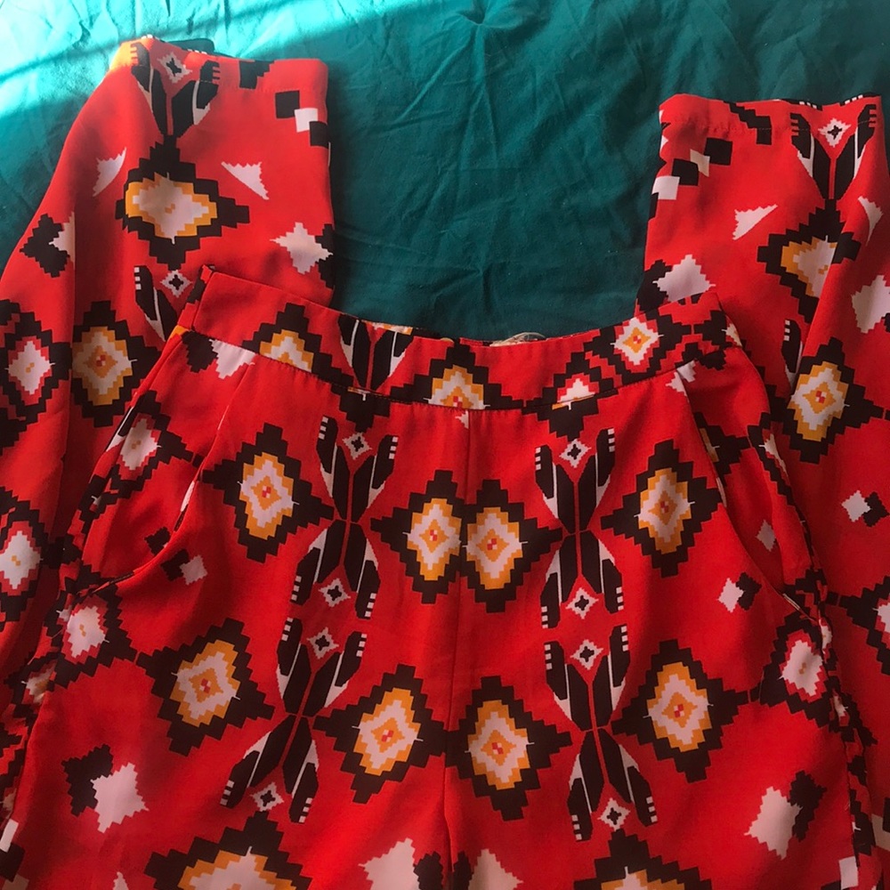 Palazzo pants with a crazy pattern